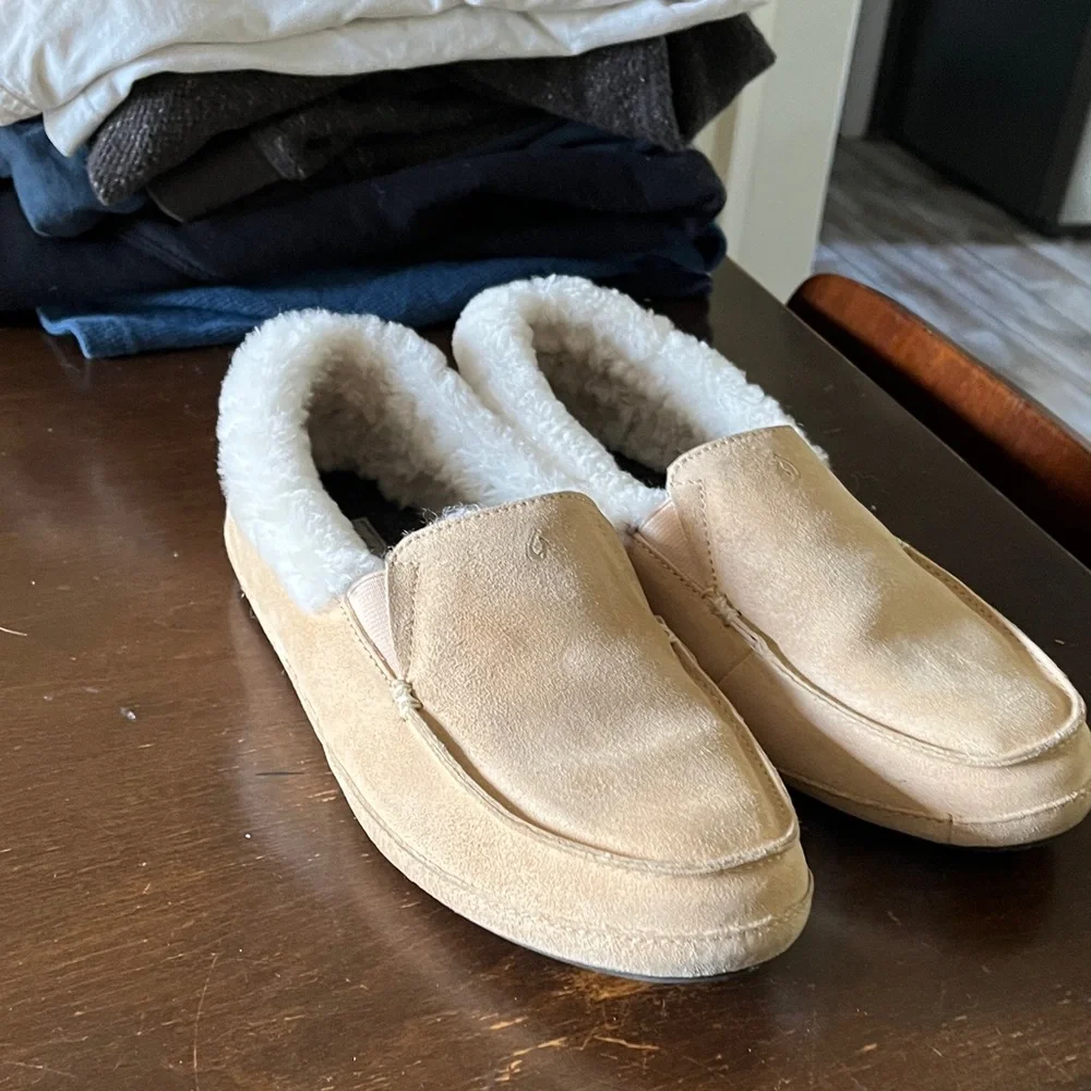 OluKai Women's Tan Suede Moccasins with Cream Fleece Lining - Picture 6 of 6